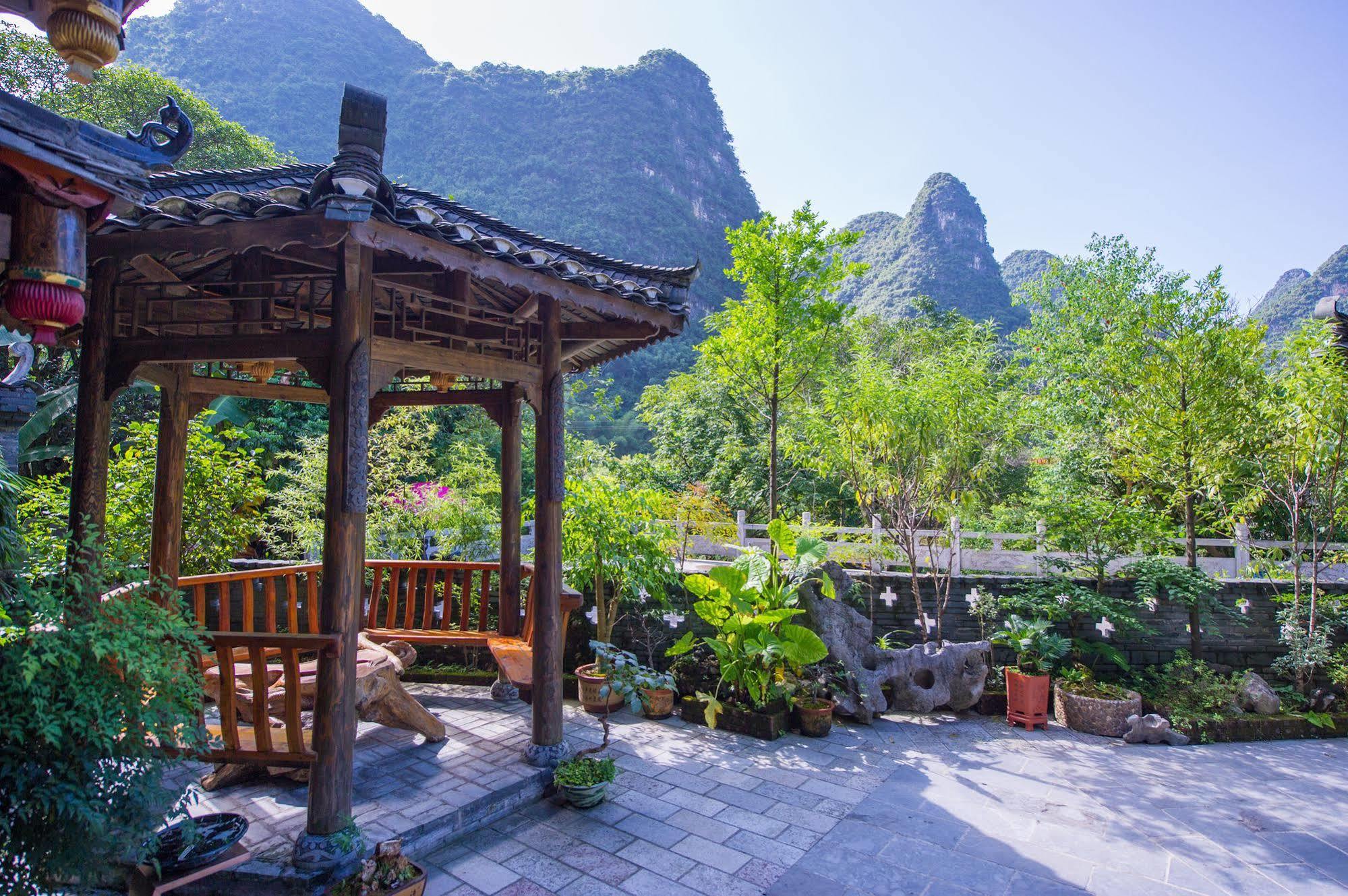 Yangshuo Scenic Mountain Retreat Hotel Ngoại thất bức ảnh