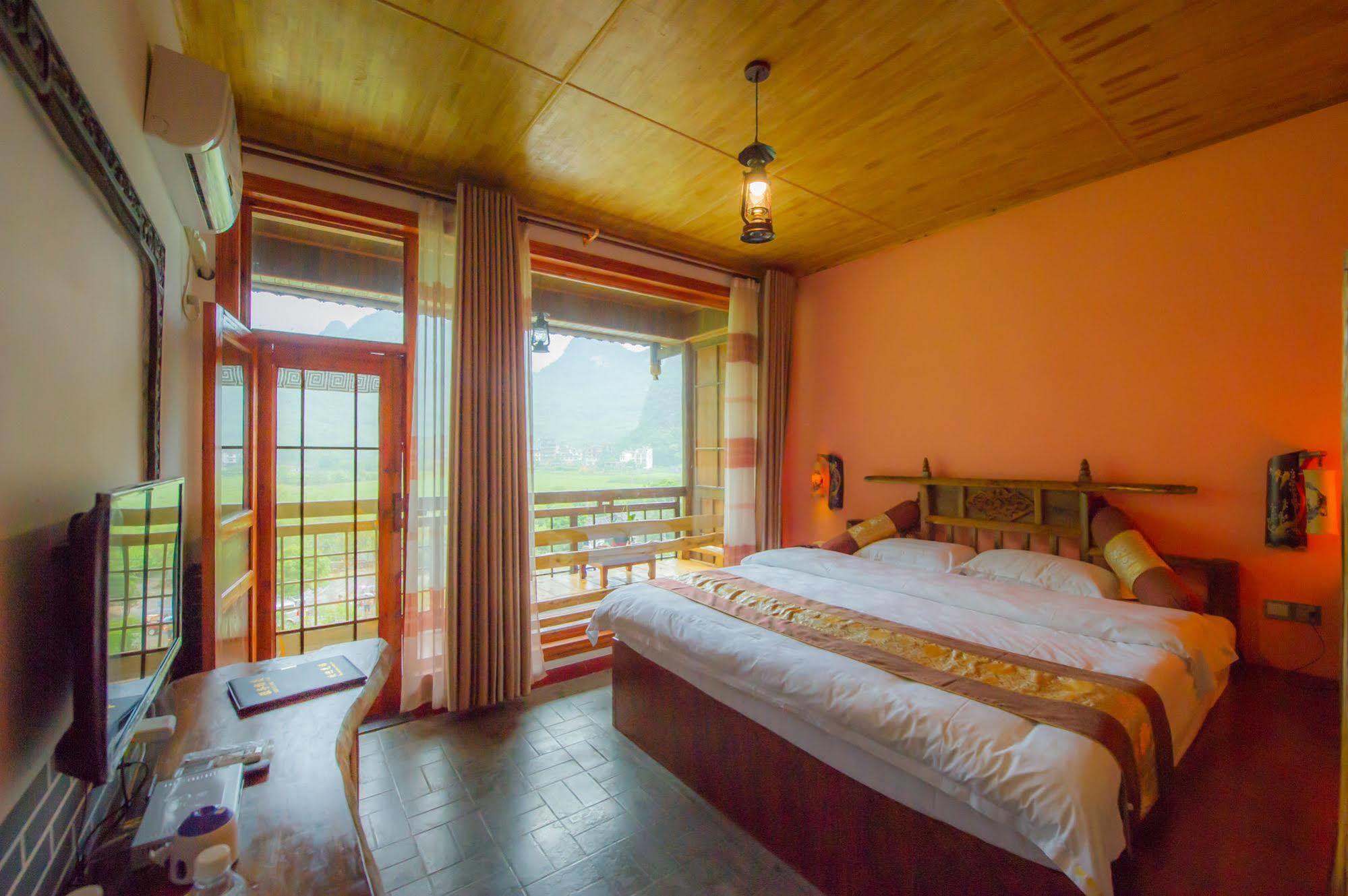 Yangshuo Scenic Mountain Retreat Hotel Ngoại thất bức ảnh