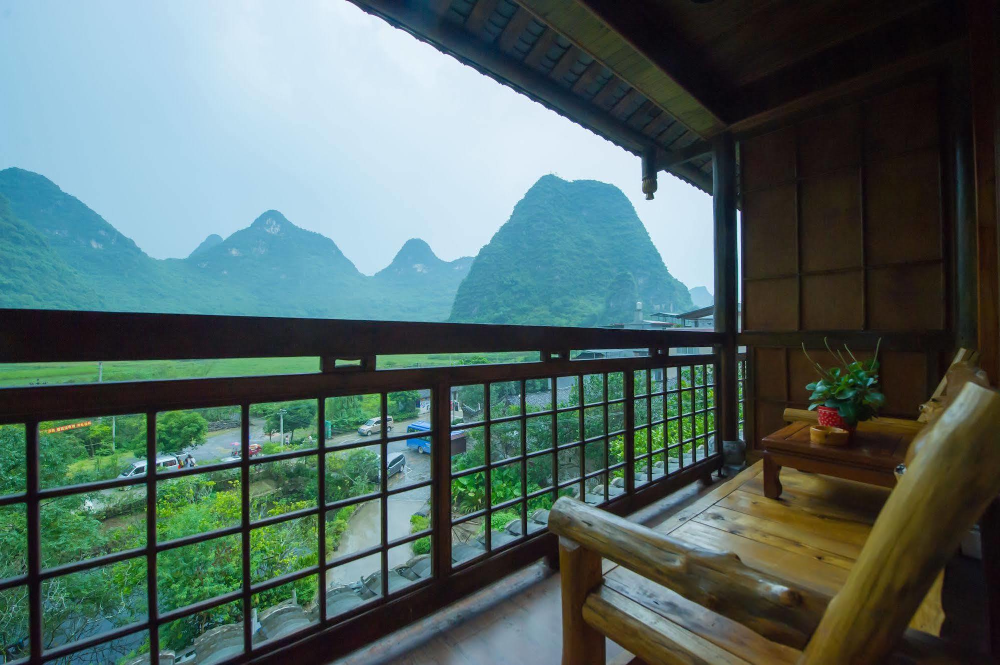 Yangshuo Scenic Mountain Retreat Hotel Ngoại thất bức ảnh