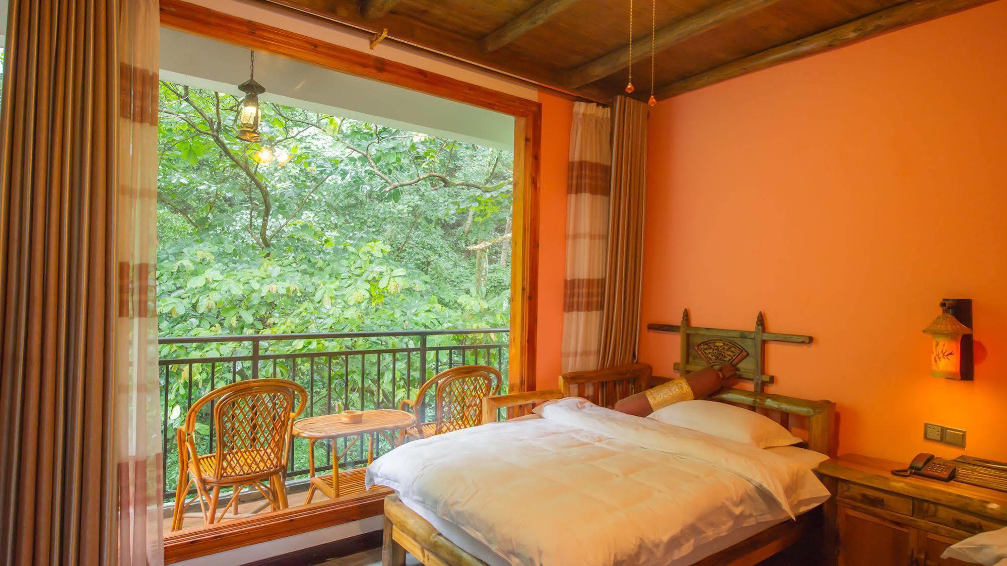 Yangshuo Scenic Mountain Retreat Hotel Ngoại thất bức ảnh