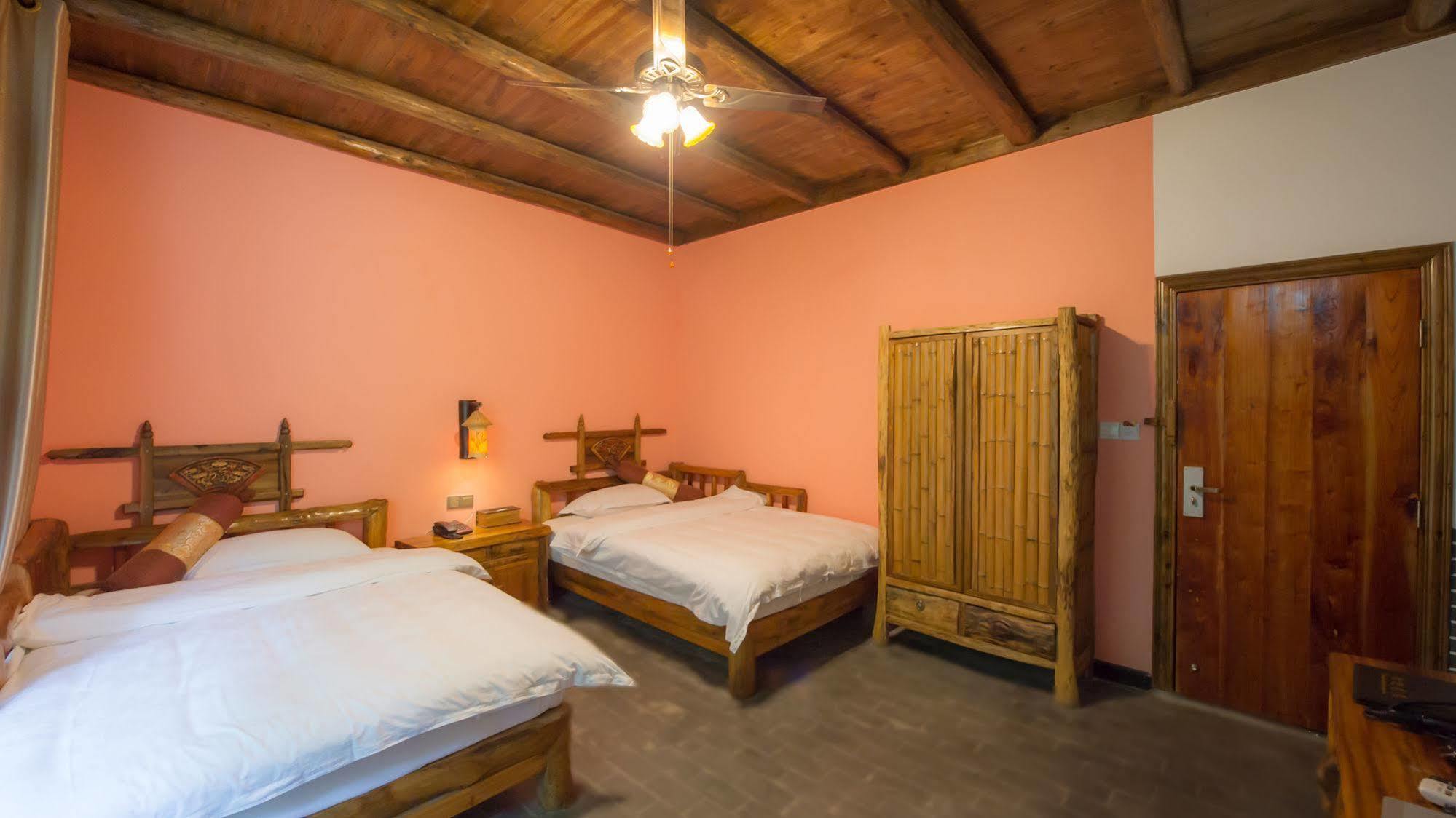 Yangshuo Scenic Mountain Retreat Hotel Ngoại thất bức ảnh